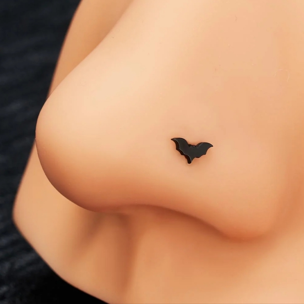Nose Ring 🦇 - Picture 3 of 3